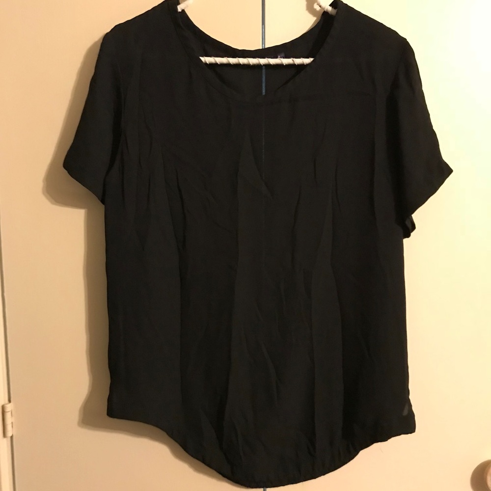 Tildon Size M black short sleeve top